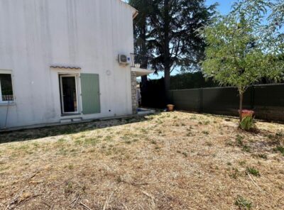 Appartement de Type 2 au RDC avec terrasse et espace extérieur