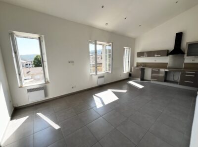 Bel appartement Type 2 avec cave